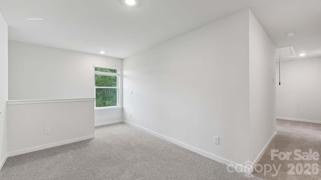 Spacious, unfurnished interior of a new home in Clark Creek Landing, Lincolnton (Image 26).