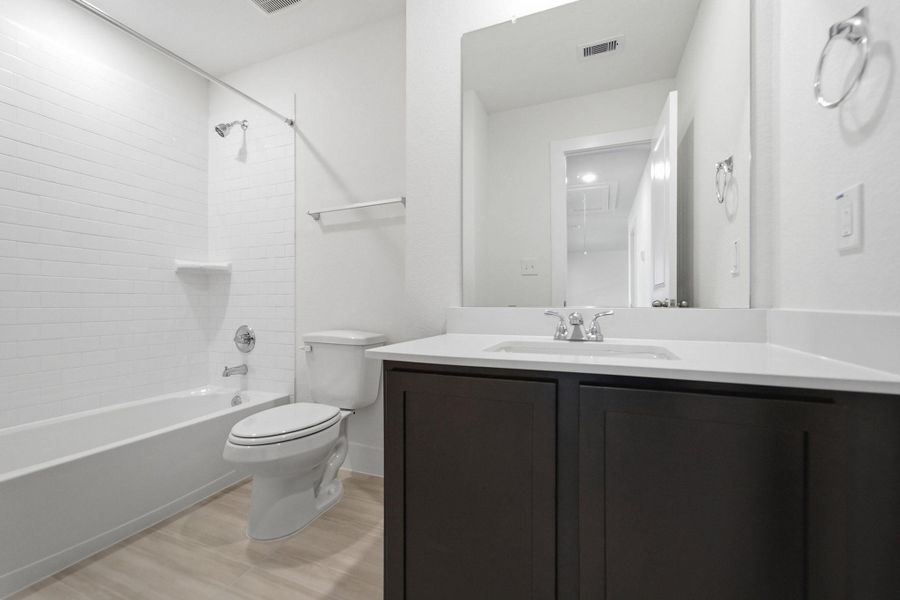 Furnished interior view inside a new home in Sierra Vista, Rosharon (Image 26).