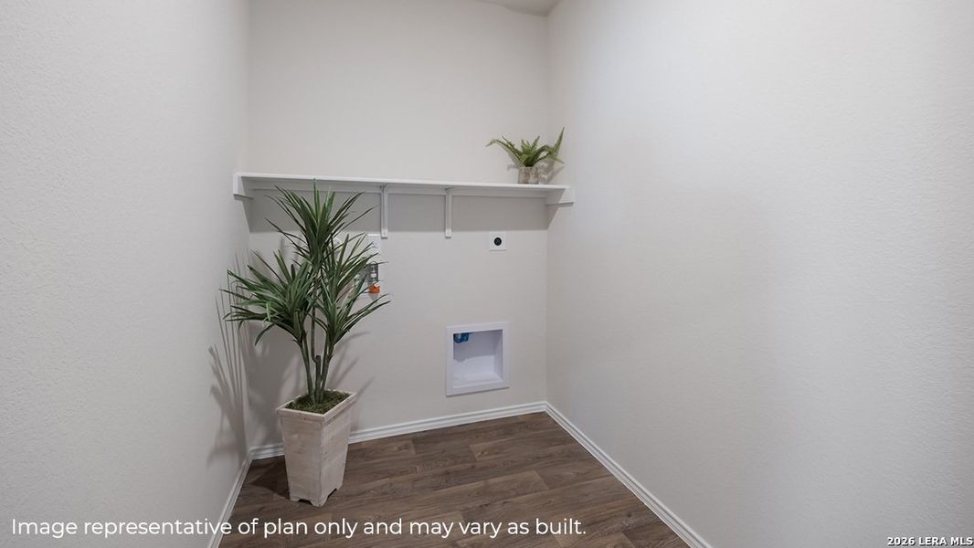 Image 36 of a home in Veranda.