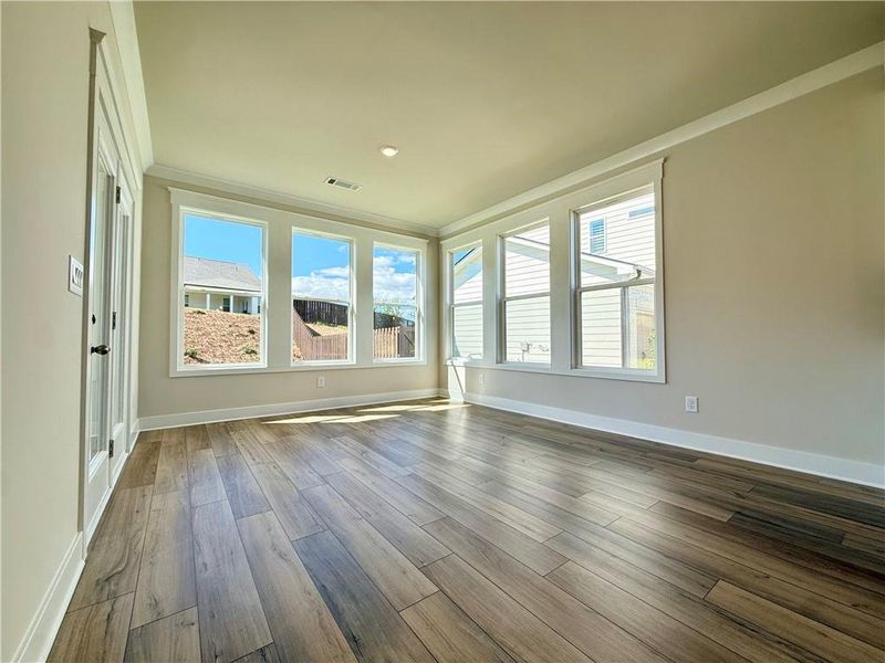 Spacious, unfurnished interior of a new home in Ponderosa Farms Reserve, Gainesville (Image 33).
