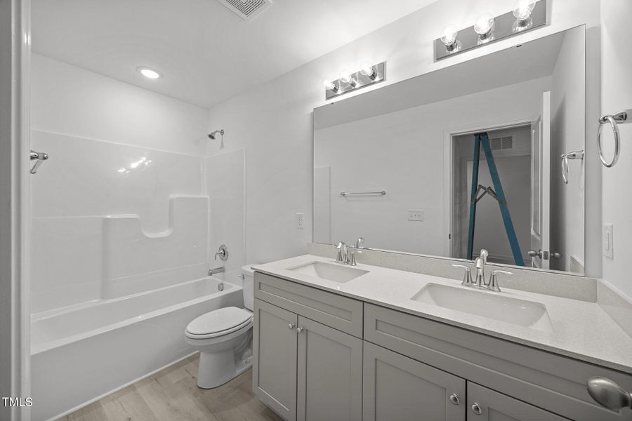 26-web-or-mls-3655 NC 62 Burlington - Ra