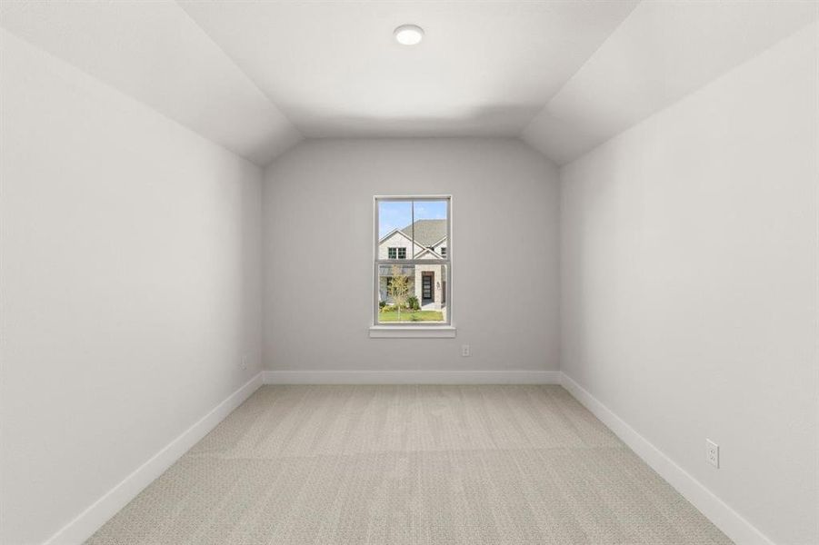 23_24. 7228 Ladybug - Bed 4