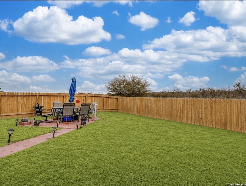 Exterior details and patio area of a home in Luckey Ranch, San Antonio (Image 18).