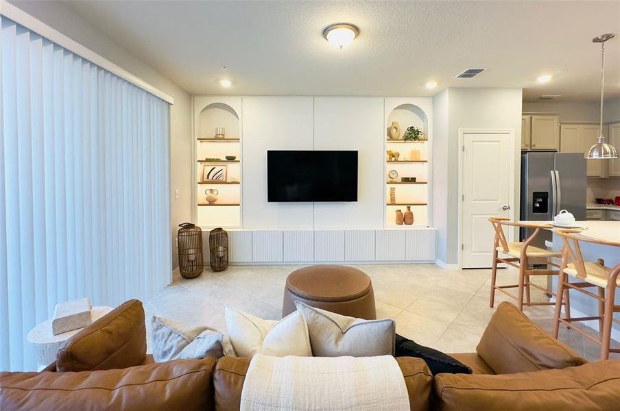 Furnished interior view inside a new home in , Clermont (Image 17).