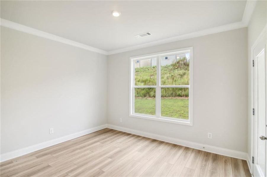 Spacious, unfurnished interior of a new home in Crofton Place Enclave, Snellville (Image 31).