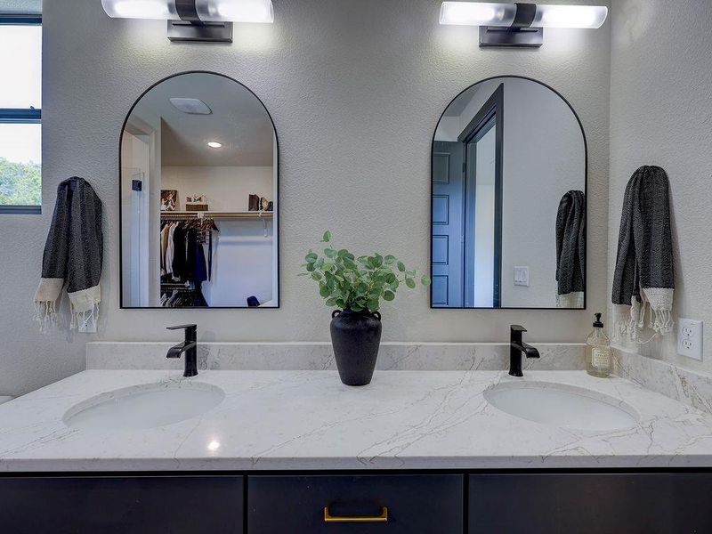 Close-up of interior finishes inside a home in , Bertram (Image 19).