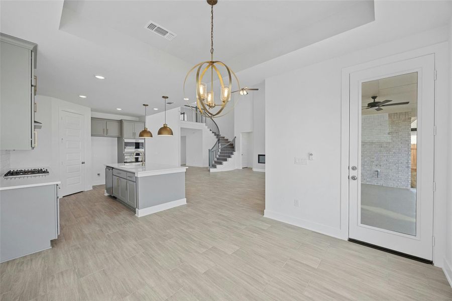 REPRESENTATIVE PHOTOS REPRESENTATIVE PHOTOS