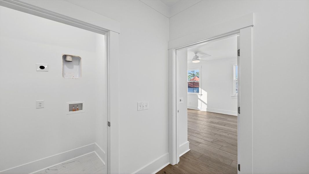 Spacious, unfurnished interior of a new home in Grants Court, Charleston (Image 20).