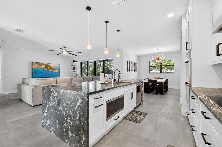 Kitchen 4