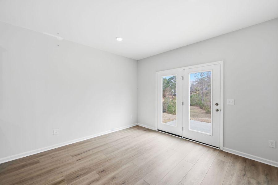 Spacious, unfurnished interior of a new home in Grand Arbor, Blythewood (Image 22).