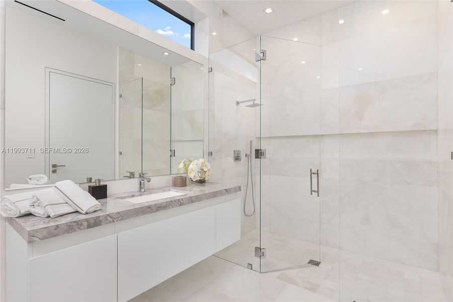 Furnished interior view inside a new home in , Fort Lauderdale (Image 43).