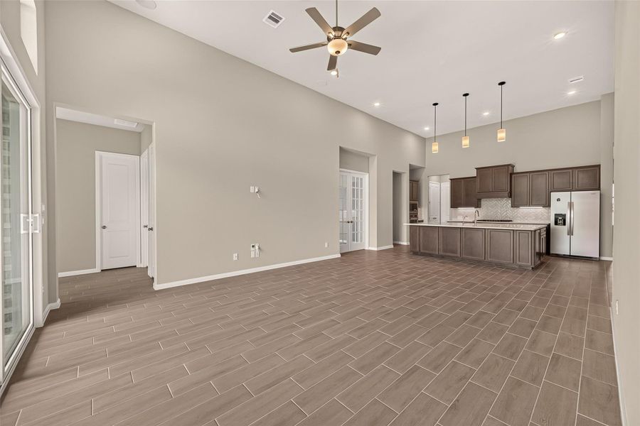 Spacious, unfurnished interior of a new home in , Richmond (Image 44).