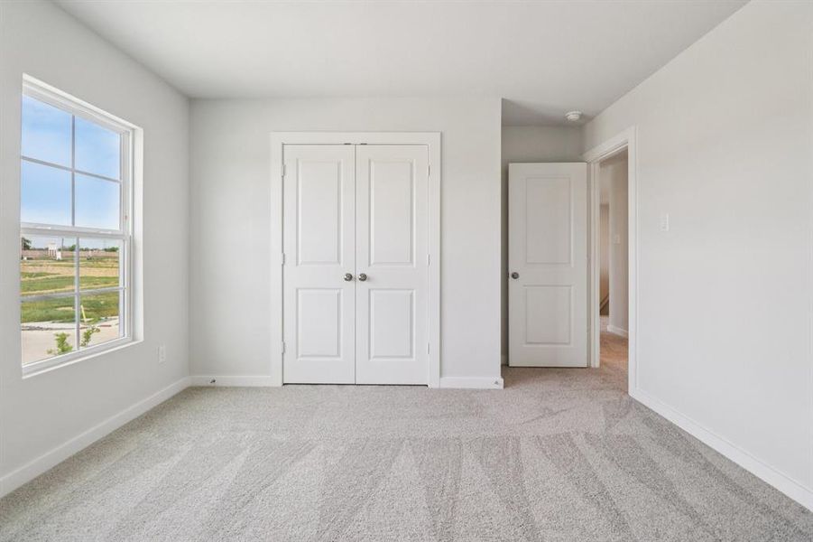 Spacious, unfurnished interior of a new home in Lone Oak, Alvarado (Image 30). Spacious, unfurnished interior of a new home in Lone Oak, Alvarado (Image 30).