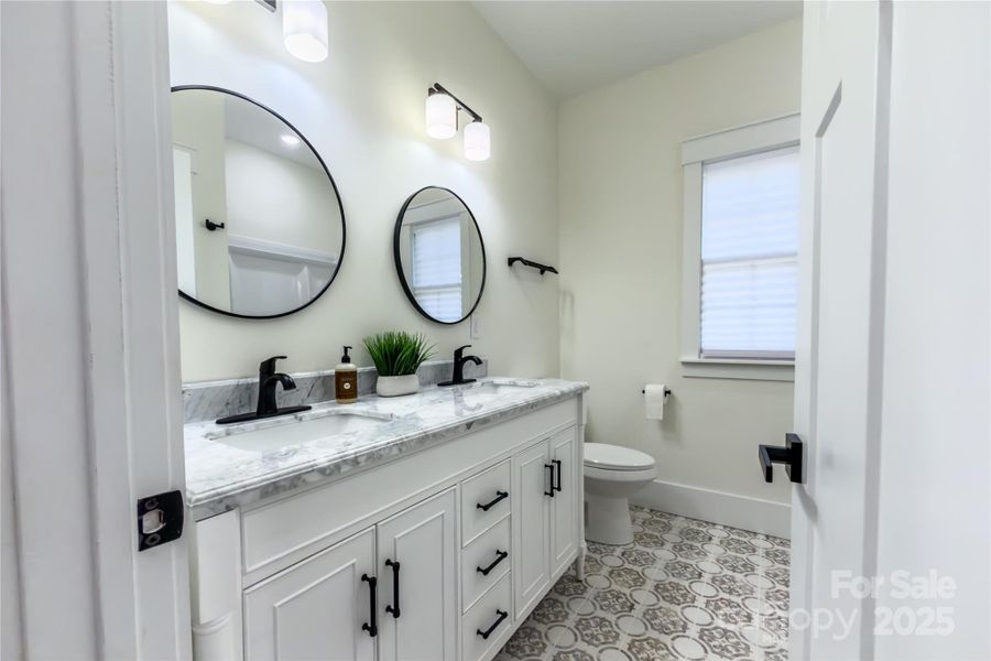 Furnished interior view inside a new home in , Hickory (Image 18).