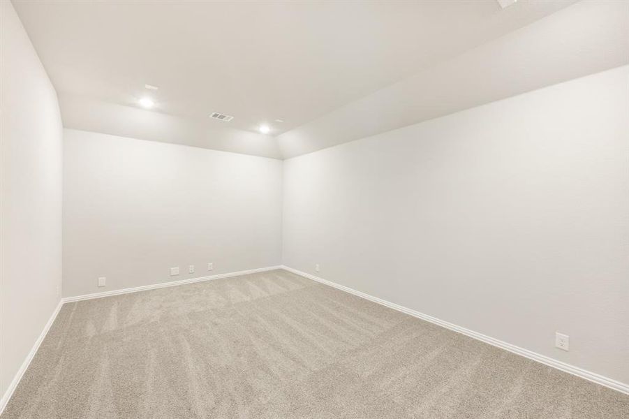 Spacious, unfurnished interior of a new home in The Oaks, Red Oak (Image 22). Spacious, unfurnished interior of a new home in The Oaks, Red Oak (Image 22).