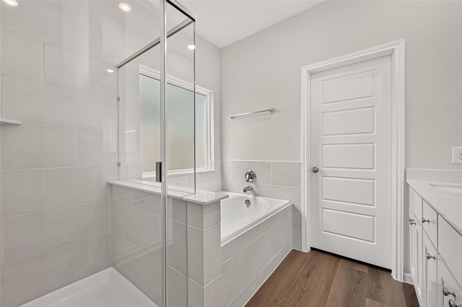 Furnished interior view inside a new home in Bammel Oaks, Houston (Image 10).