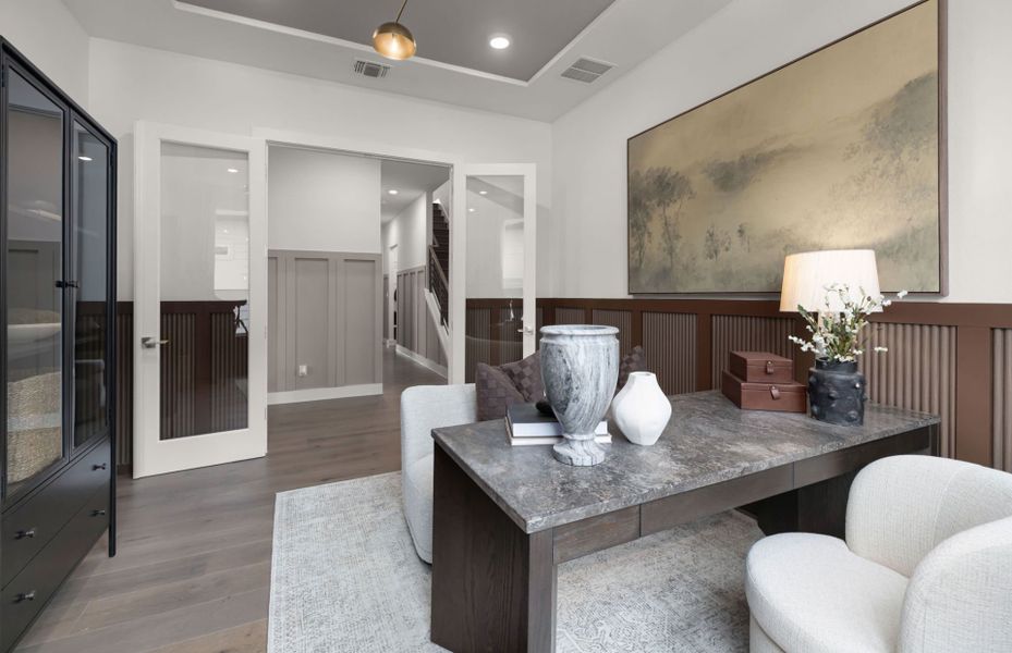 Representative furnished interior of a home built from the Renown by Del Webb in Del Webb Austin at Lost Pines, Bastrop (Image 29). Representative furnished interior of a home built from the Renown by Del Webb in Del Webb Austin at Lost Pines, Bastrop (Image 29).