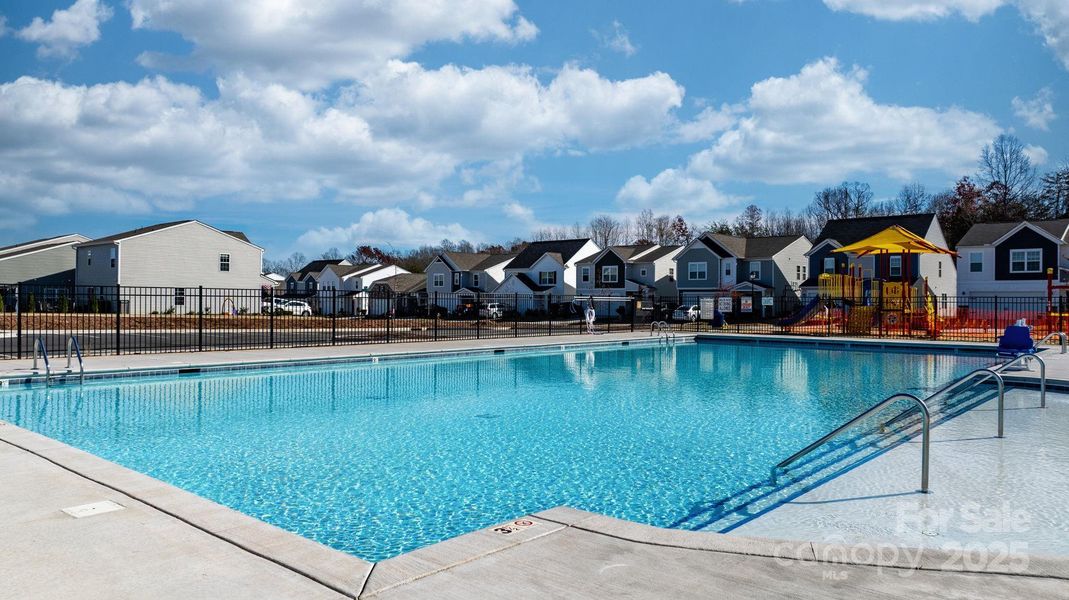 Community amenities in Legacy Ridge, Catawba (Image 22).