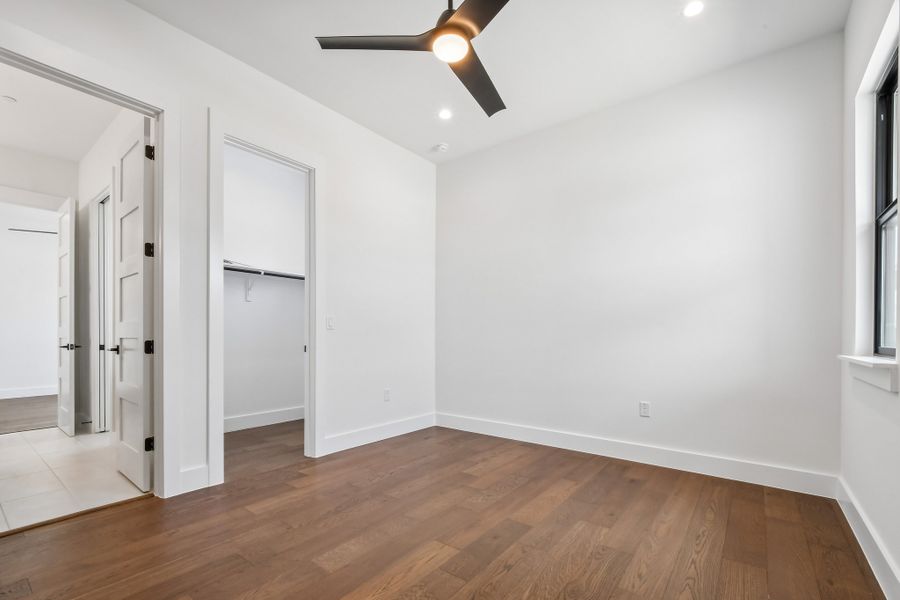 Spacious, unfurnished interior of a new home in Milky Way at River Place, Austin (Image 26). Spacious, unfurnished interior of a new home in Milky Way at River Place, Austin (Image 26).