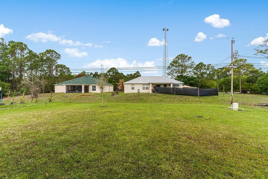 8275-105th-Ct-HigMedia-034-1280