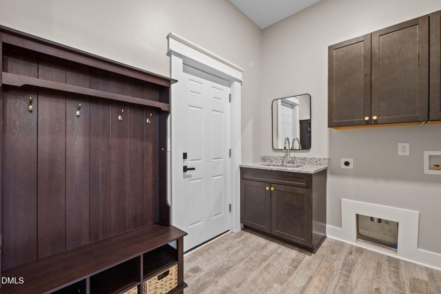 55-web-or-mls-P1095762