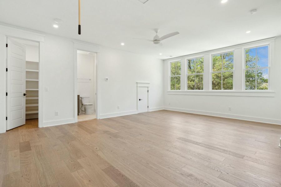 Spacious, unfurnished interior of a new home in , Johns Island (Image 27).