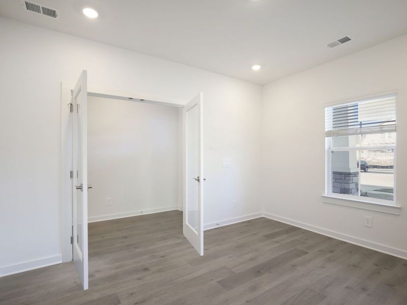 Spacious, unfurnished interior of a new home in Benders Cove - Reserve Series, Mount Juliet (Image 8).