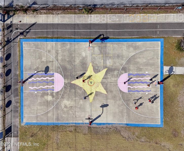 Image 30 of a home in . Image 30 of a home in .