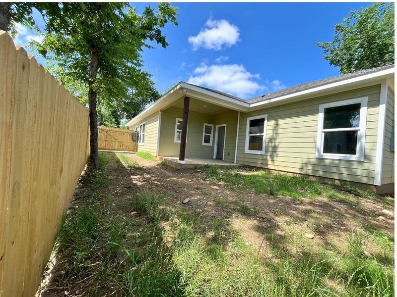 Front exterior of a new home in , Fort Worth, TX, highlighting curb appeal (Image 21). Front exterior of a new home in , Fort Worth, TX, highlighting curb appeal (Image 21).