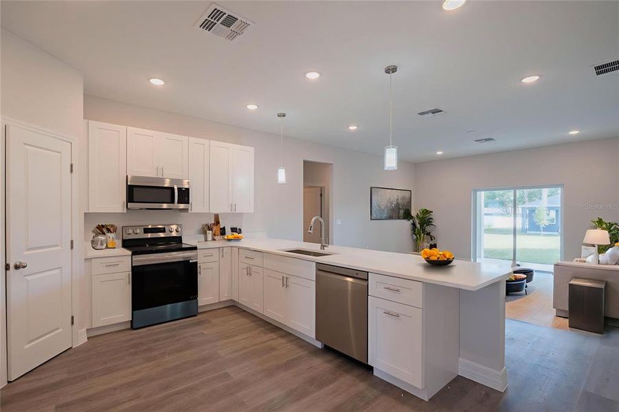 Furnished interior view inside a new home in , Tavares (Image 8).