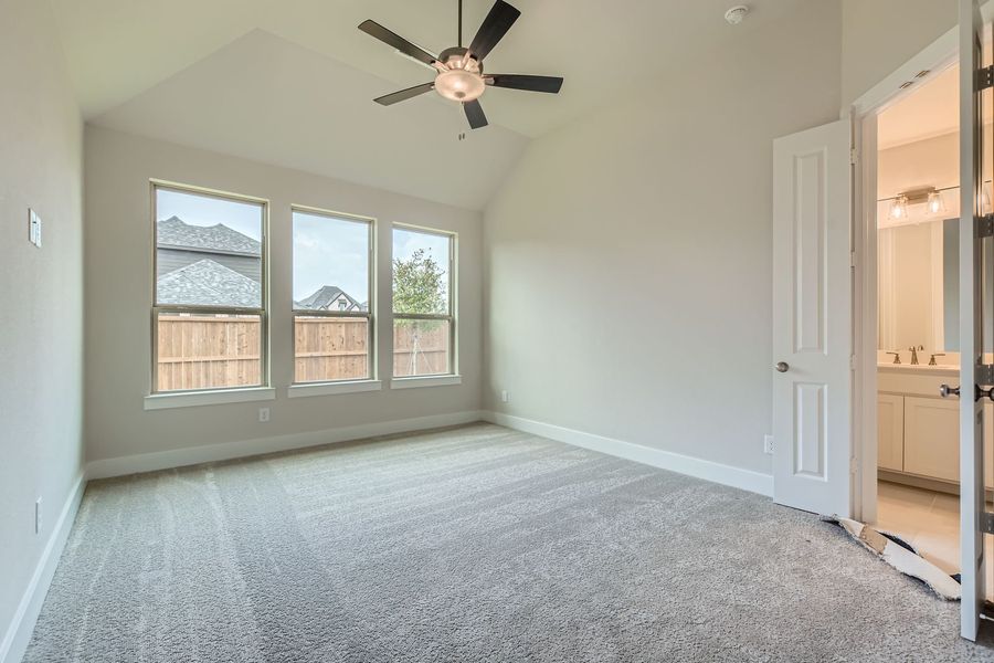 Plan 1477 - Representative Photo - Main Bedroom Plan 1477 - Representative Photo - Main Bedroom