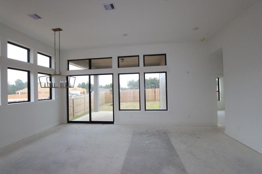 Spacious, unfurnished interior of a new home in Colton 45' Homesites, Todd Mission (Image 21).