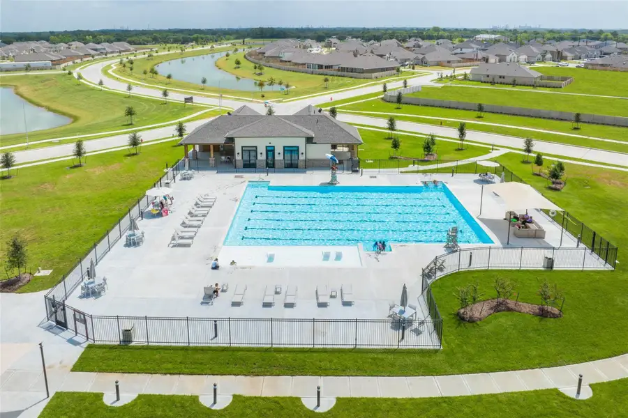 Community amenities in Scotts Bend: Classic Collection, Baytown (Image 9).