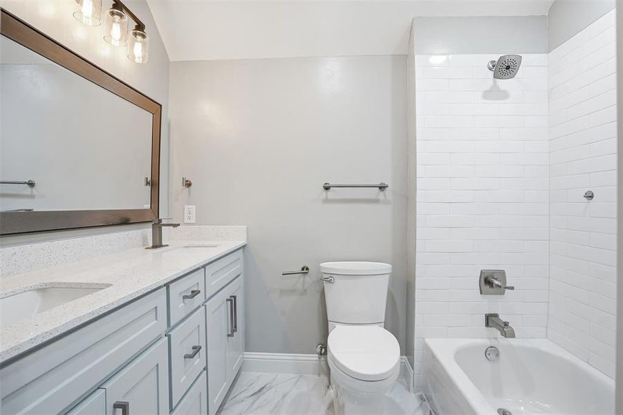 Furnished interior view inside a new home in , Granbury (Image 12).