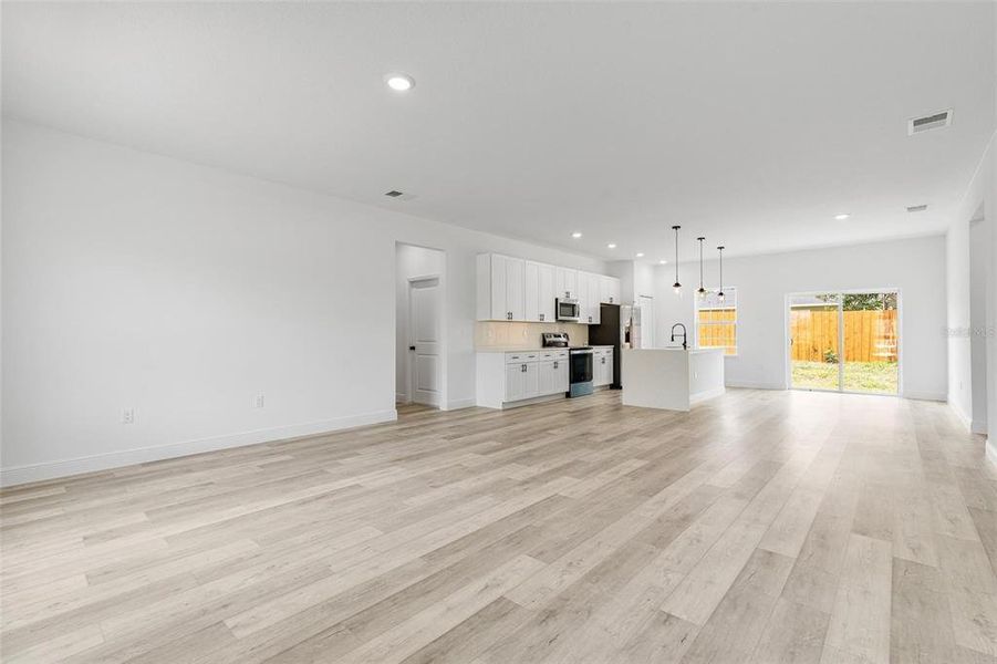 Furnished interior view inside a new home in , Ocala (Image 6).