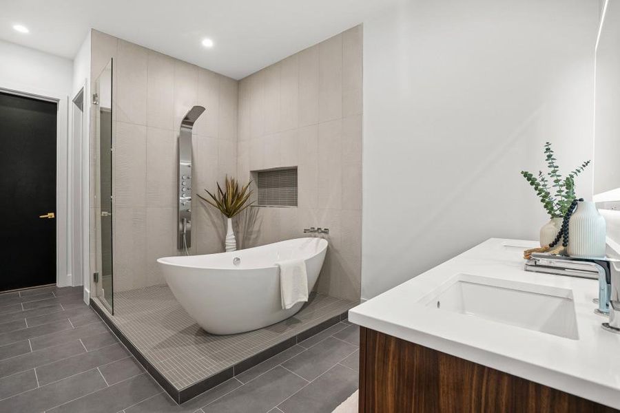 Furnished interior view inside a new home in , Decatur (Image 58).