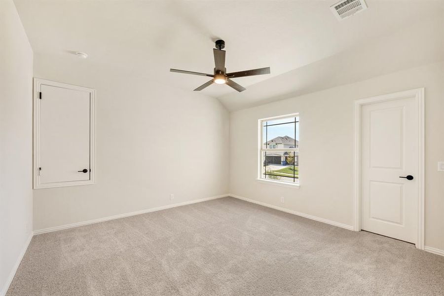 Spacious, unfurnished interior of a new home in Trees Farm, DeSoto (Image 23). Spacious, unfurnished interior of a new home in Trees Farm, DeSoto (Image 23).