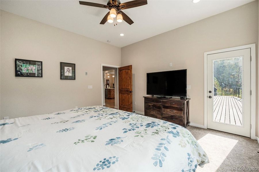 Furnished interior view inside a new home in , Evergreen (Image 15).