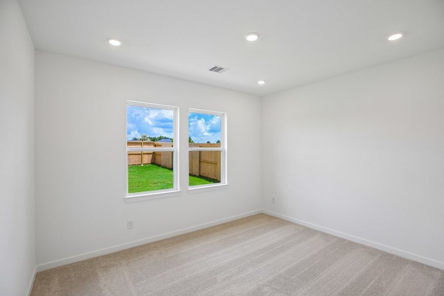 Spacious, unfurnished interior of a new home in Raburn Reserve 50s, Tomball (Image 12). Spacious, unfurnished interior of a new home in Raburn Reserve 50s, Tomball (Image 12).