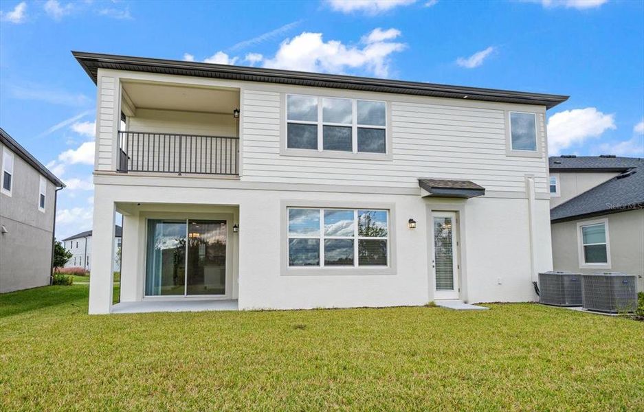 Exterior details and patio area of a home in Chapel Crossings, Wesley Chapel (Image 3). Exterior details and patio area of a home in Chapel Crossings, Wesley Chapel (Image 3).