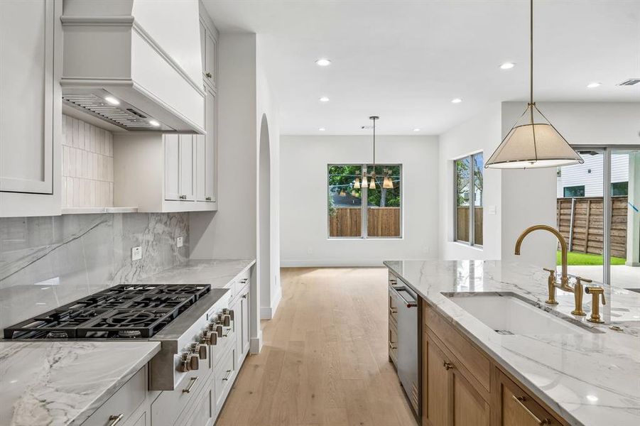Furnished interior view inside a new home in , Dallas (Image 8).
