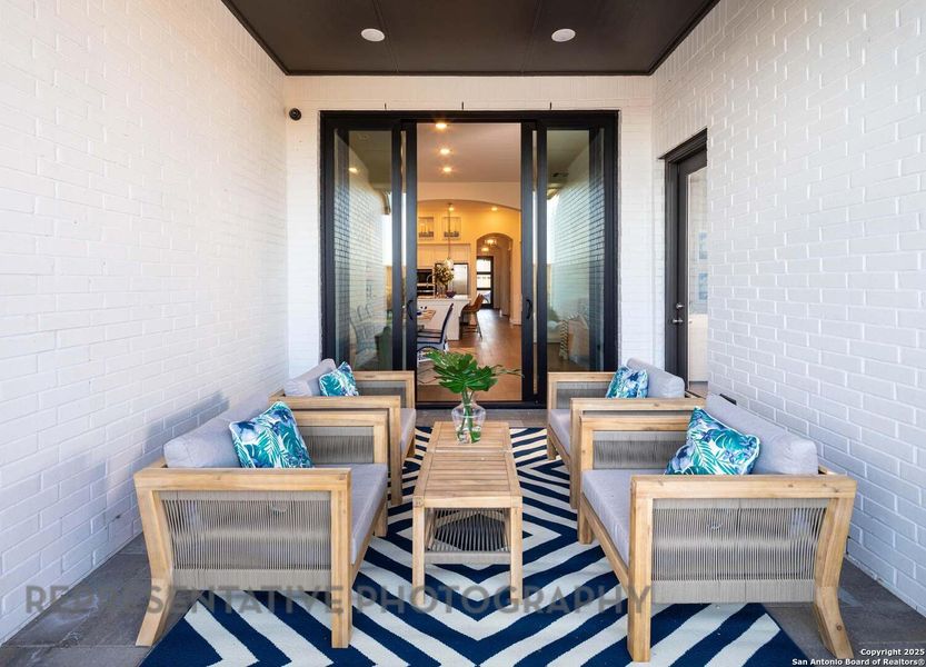 Furnished interior view inside a new home in The Ranches at Creekside, Boerne (Image 4). Furnished interior view inside a new home in The Ranches at Creekside, Boerne (Image 4).