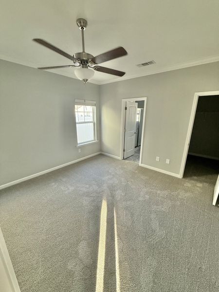 Spacious, unfurnished interior of a new home in Stonehenge, Manchester (Image 6).