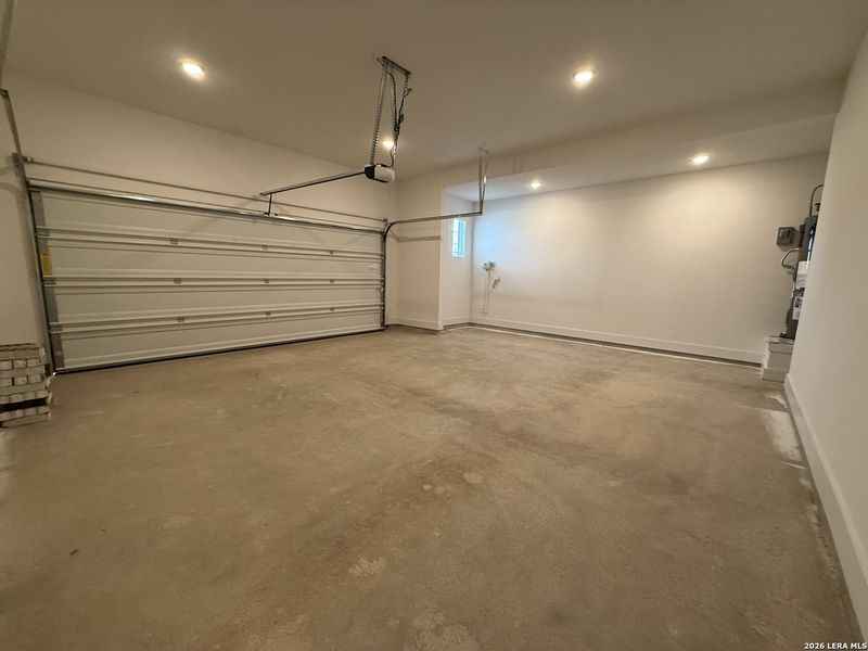 Spacious, unfurnished interior of a new home in Alsatian Oaks, Castroville (Image 15). Spacious, unfurnished interior of a new home in Alsatian Oaks, Castroville (Image 15).