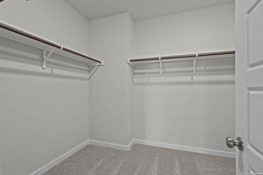 Spacious, unfurnished interior of a new home in Summerlin, San Antonio (Image 28). Spacious, unfurnished interior of a new home in Summerlin, San Antonio (Image 28).