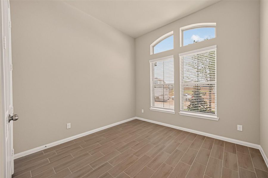 Spacious, unfurnished interior of a new home in , Richmond (Image 47).