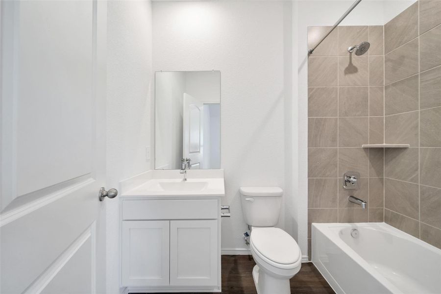 Furnished interior view inside a new home in Williams Reserve East, Conroe (Image 4).