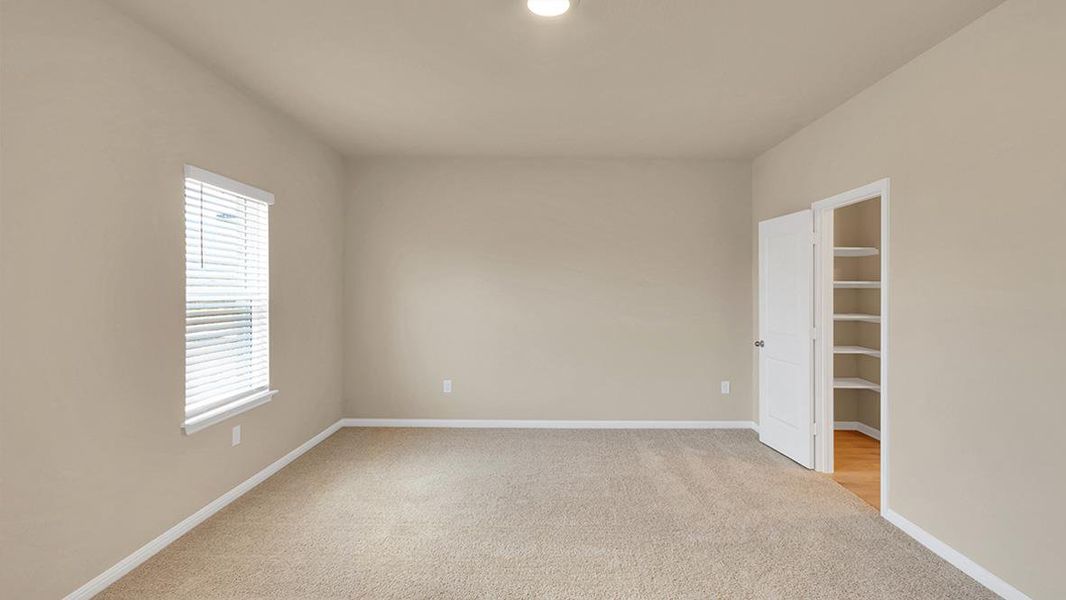Spacious, unfurnished interior of a new home in Bar W Ranch, Leander (Image 20).