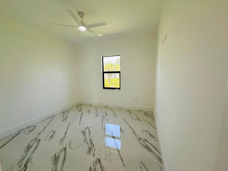 Spacious, unfurnished interior of a new home in , Lehigh Acres (Image 17).