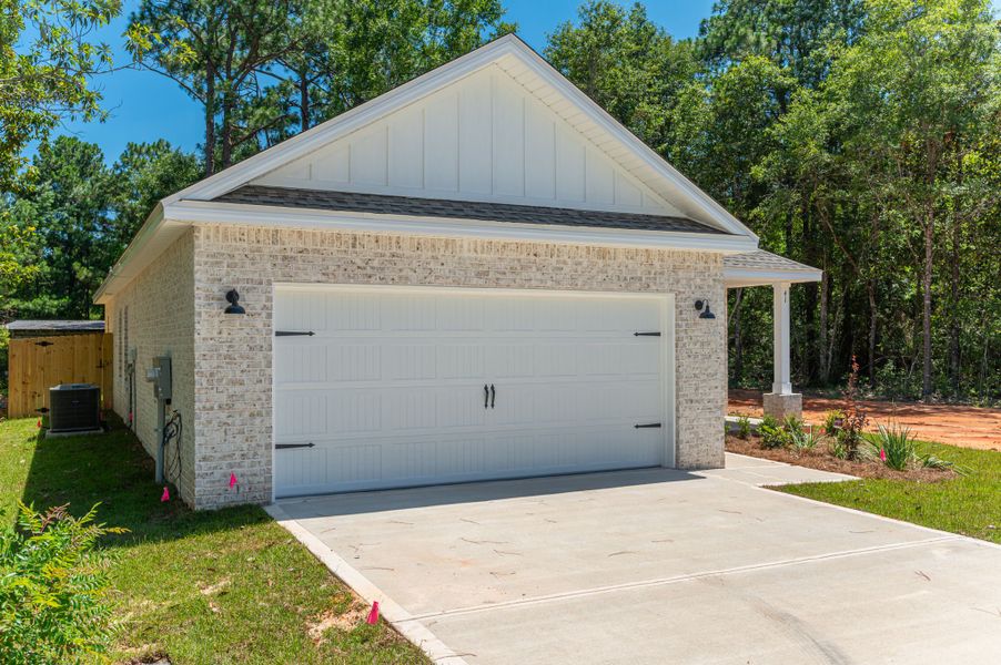 Representative exterior photo of a completed home built from the Franklin by CJL Homes in Blossom Grove, Crestview, FL (Image 16).